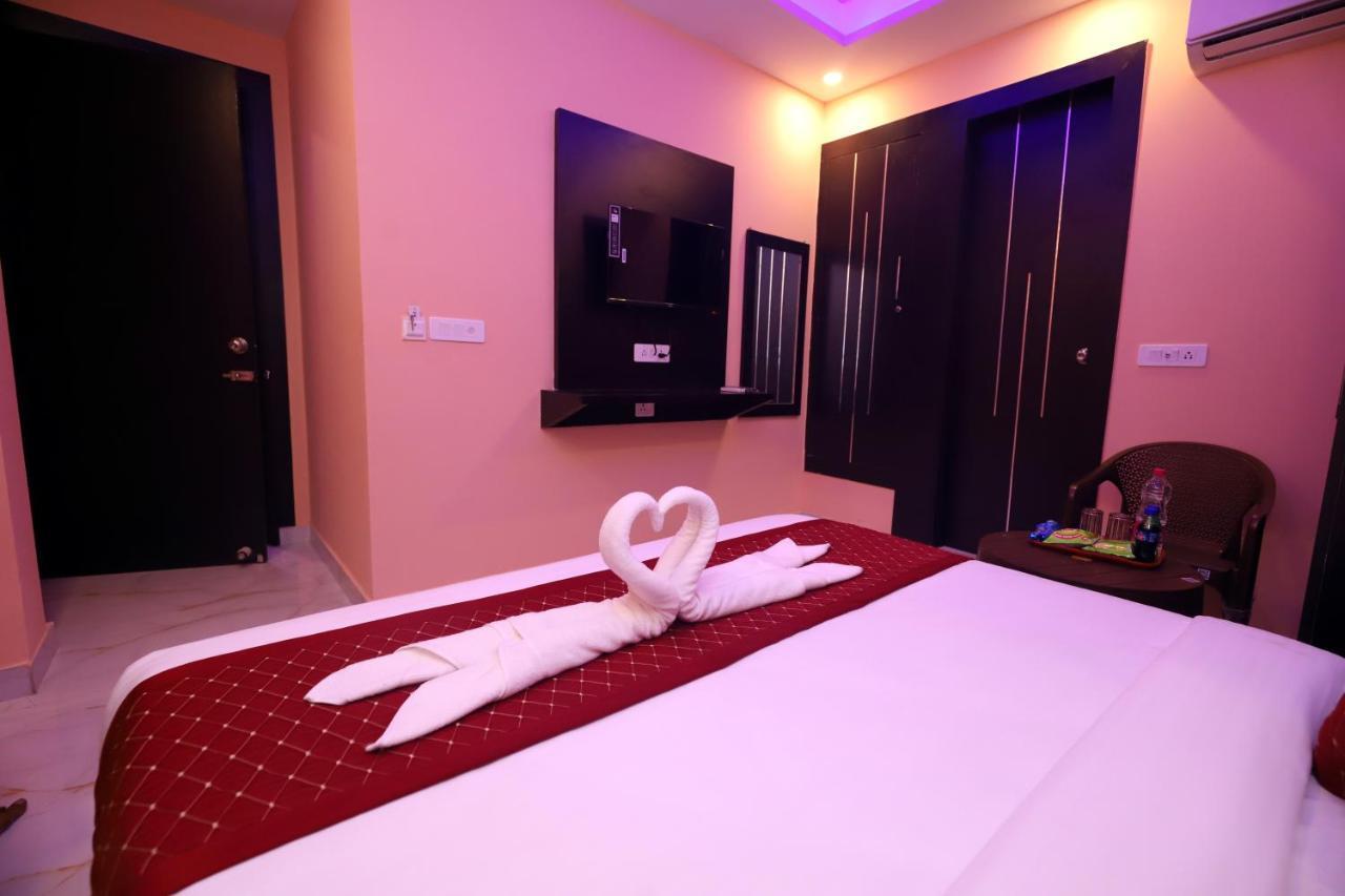 Jupiter Plaza Delhi Airport Hotel New Delhi Buitenkant foto