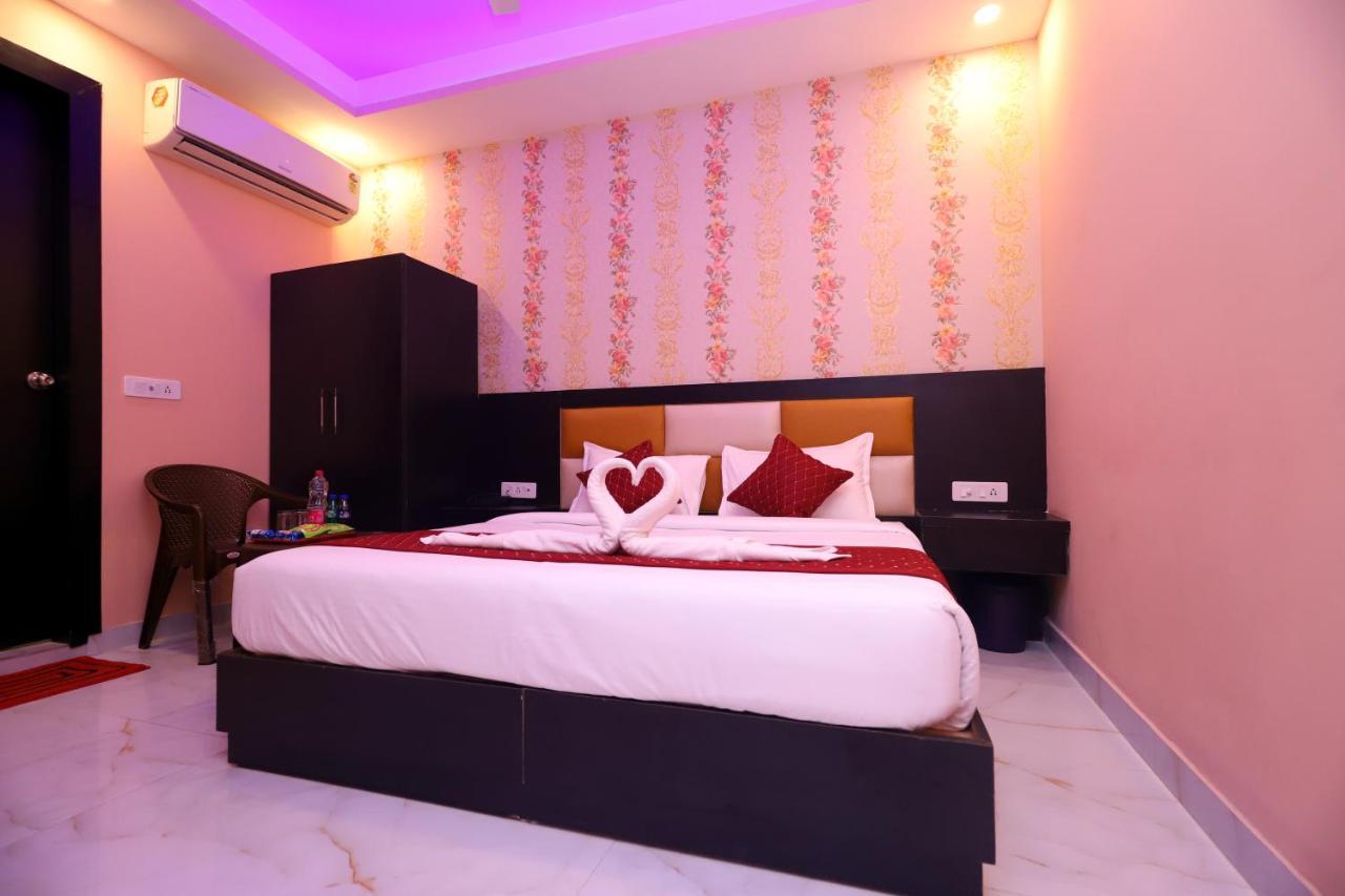 Jupiter Plaza Delhi Airport Hotel New Delhi Buitenkant foto